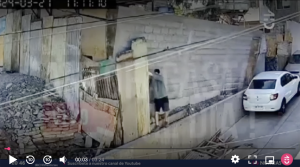 CHV Noticias | Hombre se salvó de milagro de ser aplastado por un muro en construcción en Antofagasta
